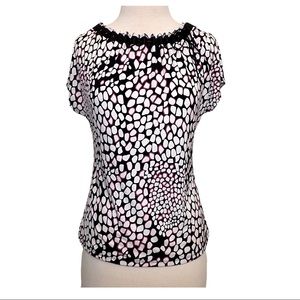 Black & White Geometric Worthington Stretch Blouse